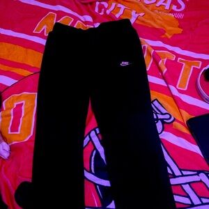 The reason why I’m selling  this is because it’s too small for me to wear